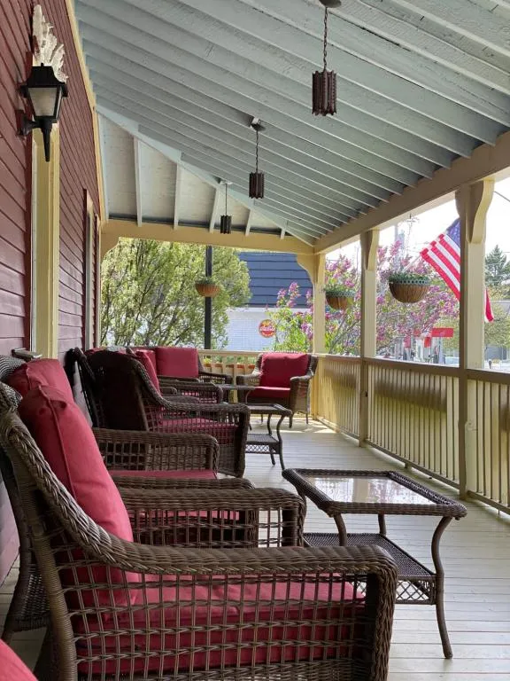 Central House Inn, photo 1