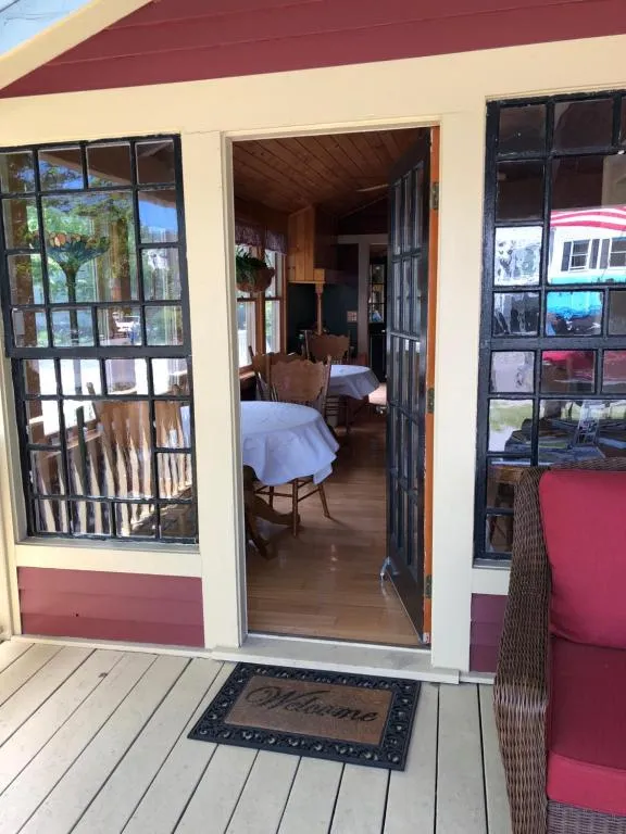 Central House Inn, photo 2